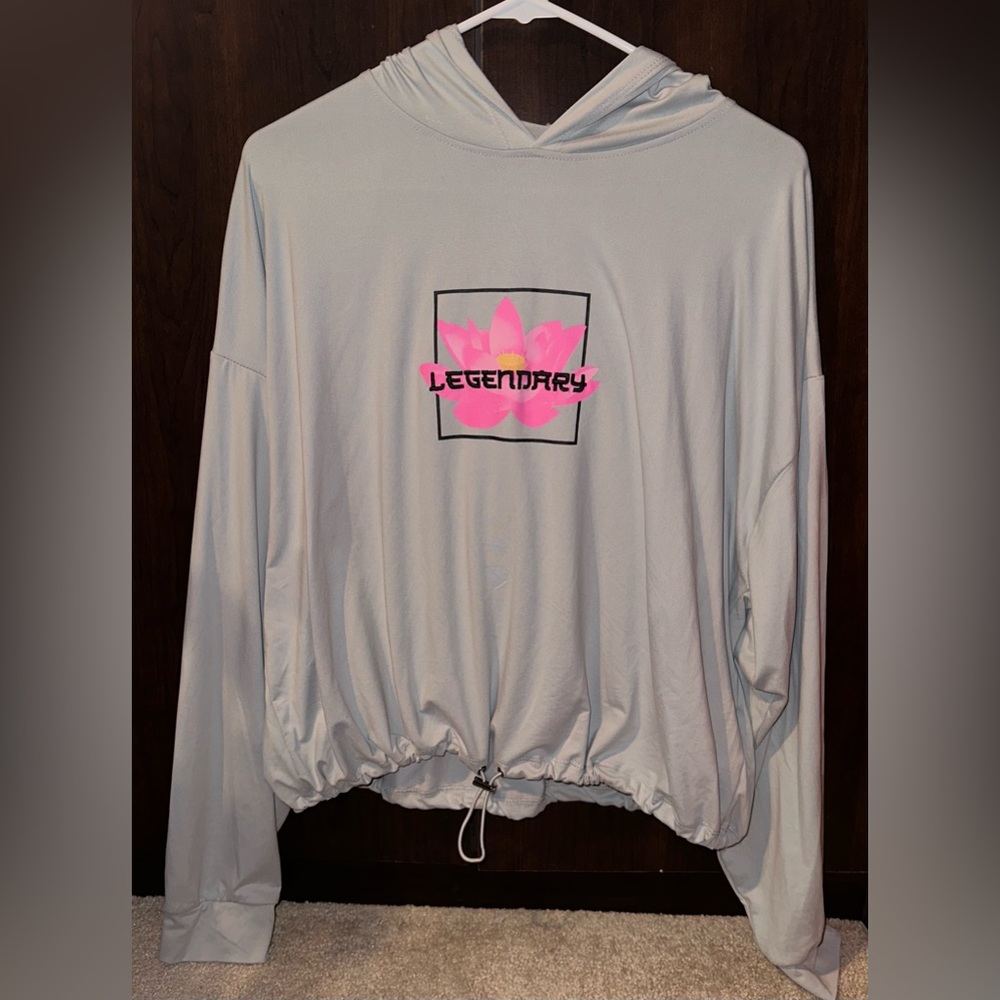 UK2LA “ Legendary” Lightweight Metal Cinch Waist  Sweatshirt!!